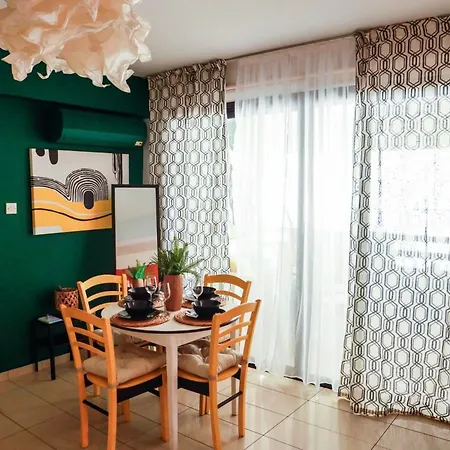 Seaside Apartment Larnaca